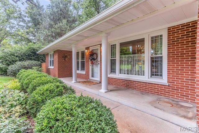 1365 Saint Joseph Street, Florissant, MO 63033