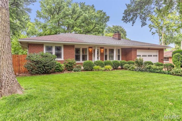 1365 Saint Joseph Street, Florissant, MO 63033