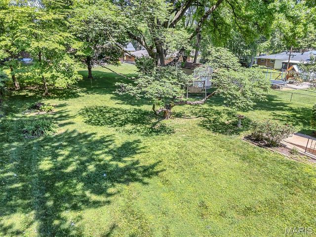 1365 Saint Joseph Street, Florissant, MO 63033