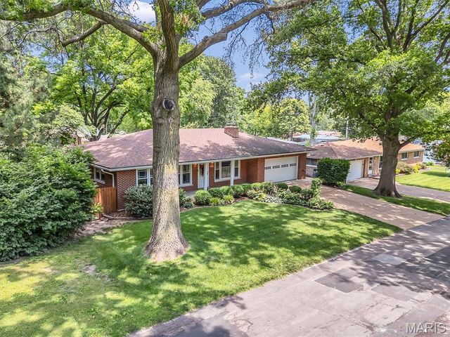 1365 Saint Joseph Street, Florissant, MO 63033