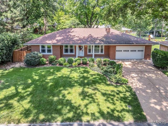1365 Saint Joseph Street, Florissant, MO 63033