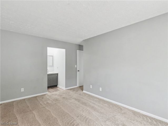 2550 Chamberlain Road B-3, Fairlawn, OH 44333
