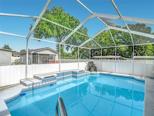 5625 23RD STREET, Zephyrhills, FL 33542