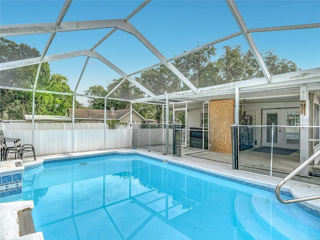5625 23RD STREET, Zephyrhills, FL 33542
