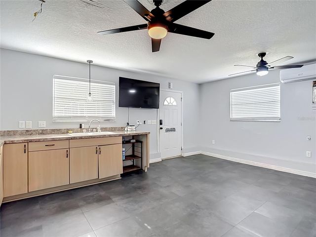 5625 23RD STREET, Zephyrhills, FL 33542