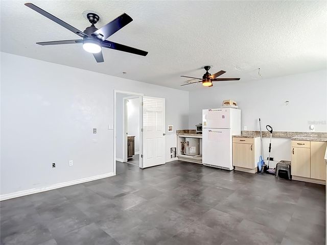 5625 23RD STREET, Zephyrhills, FL 33542
