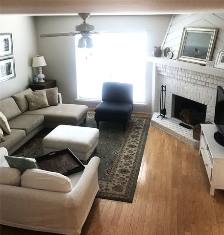 7640 W Greenway Boulevard 2D, Dallas, TX 75209