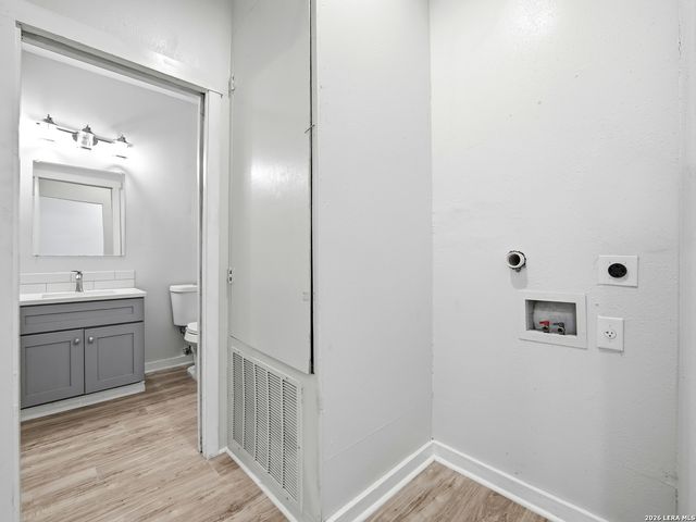 452 Gulf St, San Antonio, TX 78202