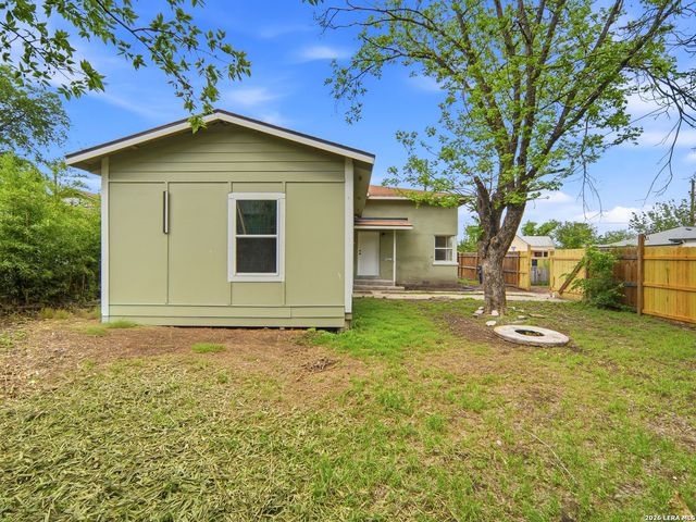 452 Gulf St, San Antonio, TX 78202