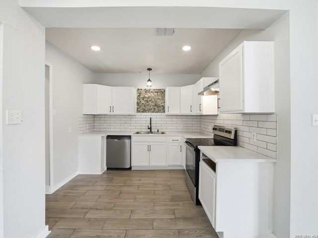 452 Gulf St, San Antonio, TX 78202