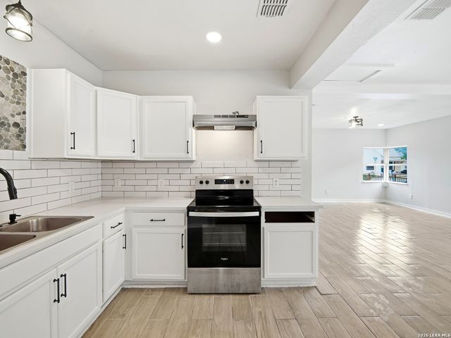 452 Gulf St, San Antonio, TX 78202