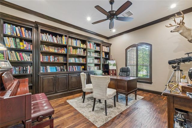 10150 E Post Oak Road, Noble, OK 73068