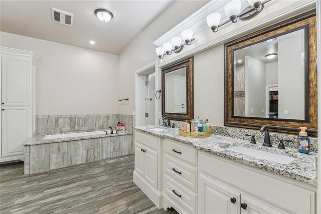10150 E Post Oak Road, Noble, OK 73068