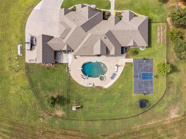 10150 E Post Oak Road, Noble, OK 73068
