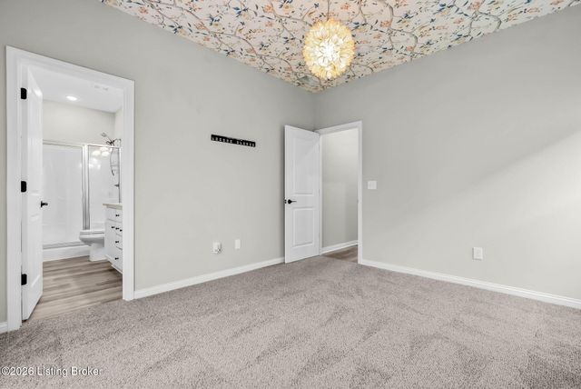 809 Rosemary Ln, La Grange, KY 40031