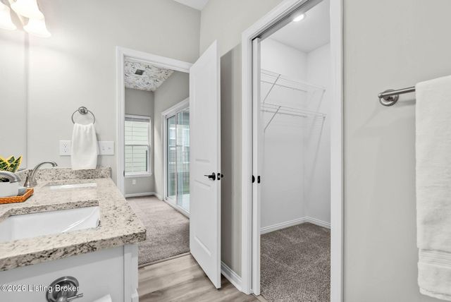 809 Rosemary Ln, La Grange, KY 40031