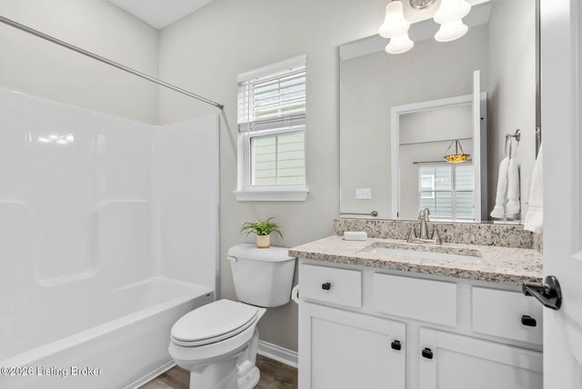 809 Rosemary Ln, La Grange, KY 40031