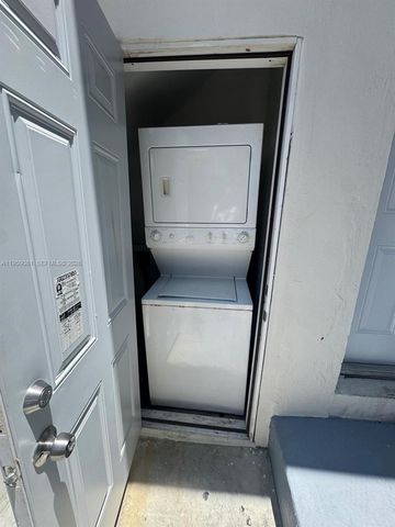 2210 NW North River Dr 2, Miami, FL 33125