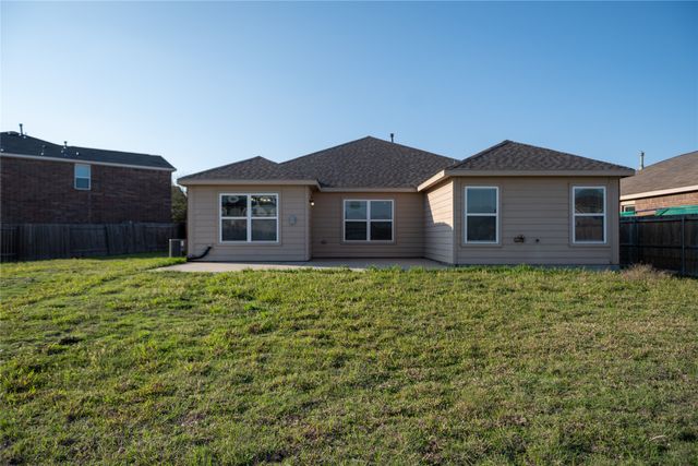 2114 Foxglove Court, Forney, TX 75126