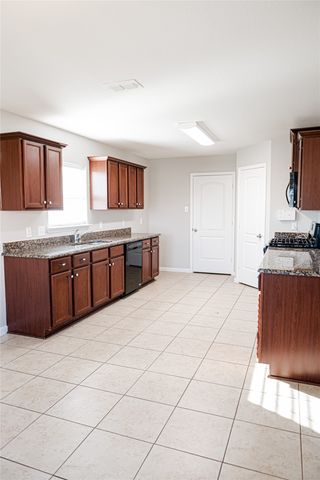 2114 Foxglove Court, Forney, TX 75126