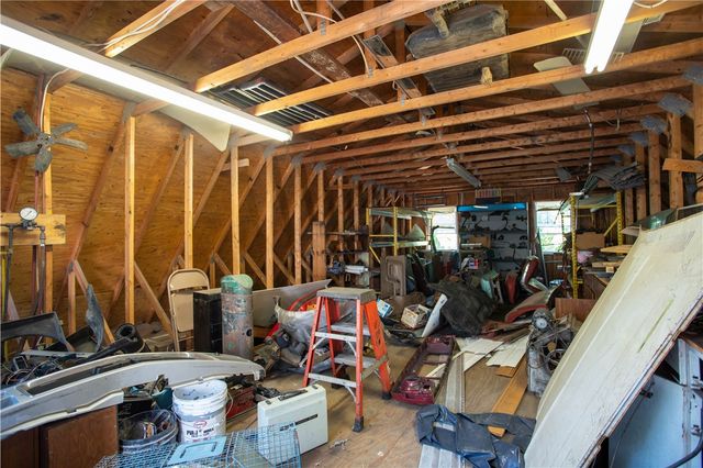 166 Pennsylvania Avenue, Rochester, PA 15074