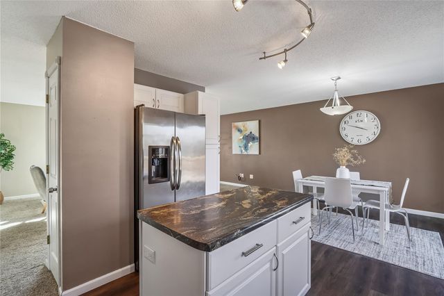 430 Lilac St, Tiffin, IA 52340