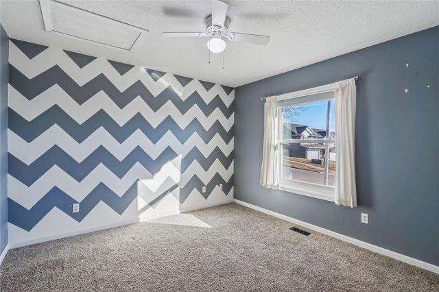 430 Lilac St, Tiffin, IA 52340