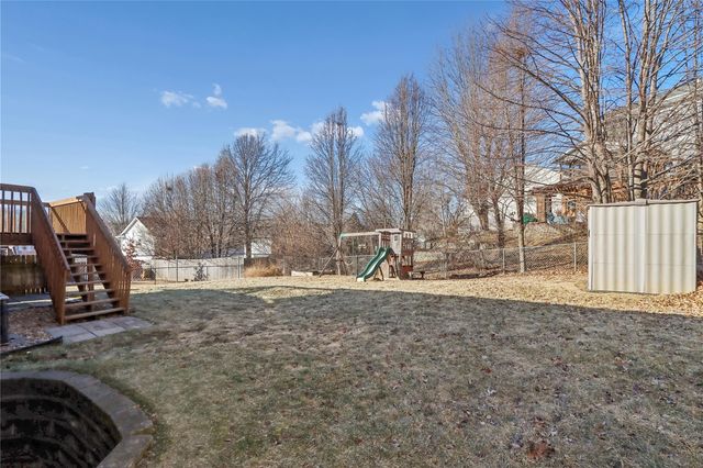 430 Lilac St, Tiffin, IA 52340