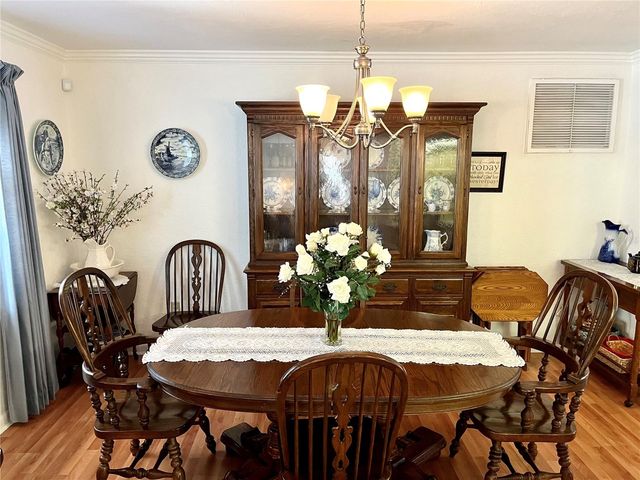 7598 14TH STREET N, St Petersburg, FL 33702