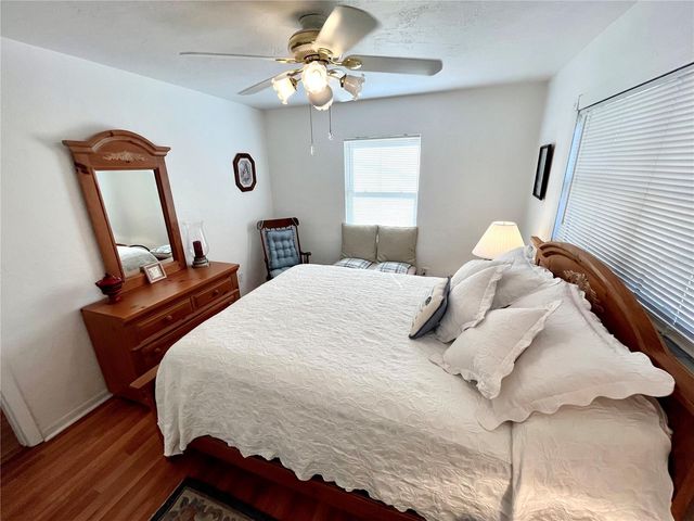 7598 14TH STREET N, St Petersburg, FL 33702