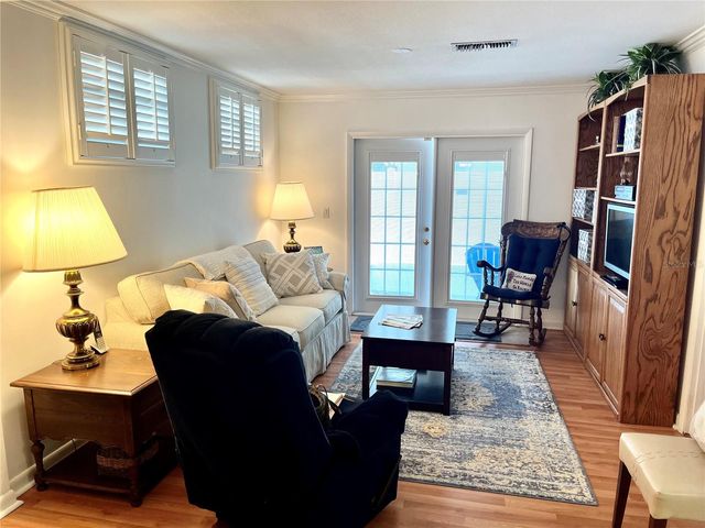 7598 14TH STREET N, St Petersburg, FL 33702