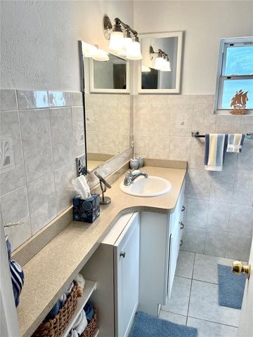 7598 14TH STREET N, St Petersburg, FL 33702