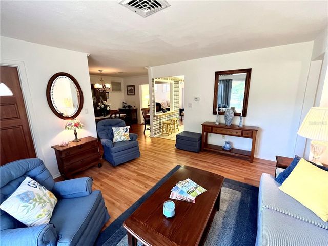 7598 14TH STREET N, St Petersburg, FL 33702