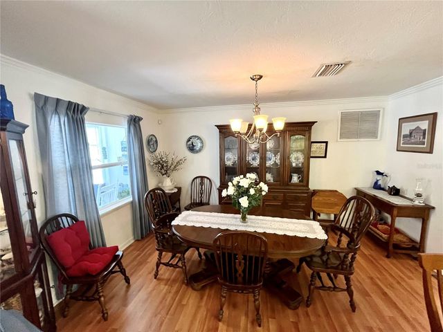 7598 14TH STREET N, St Petersburg, FL 33702