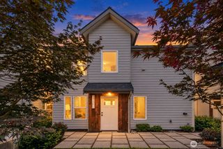 5947 41st Avenue SW #B, Seattle, WA 98136