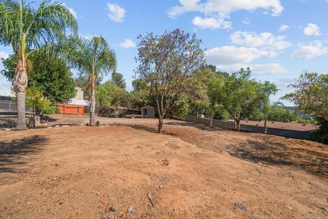 1661 Pepper Dr, El Cajon, CA 92021