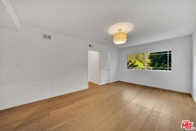 1758 CLEAR VIEW Drive, Beverly Hills, CA 90210