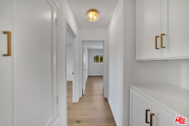 1758 CLEAR VIEW Drive, Beverly Hills, CA 90210