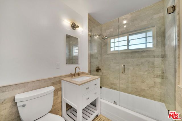 1758 CLEAR VIEW Drive, Beverly Hills, CA 90210