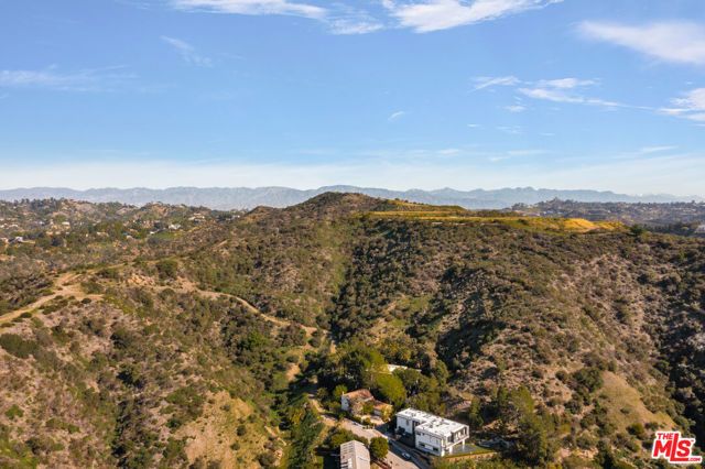 1758 CLEAR VIEW Drive, Beverly Hills, CA 90210