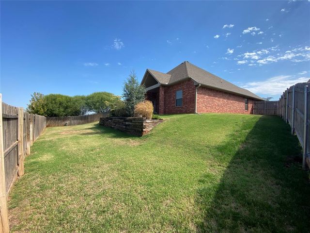 3205 NW 188th Terrace, Edmond, OK 73012