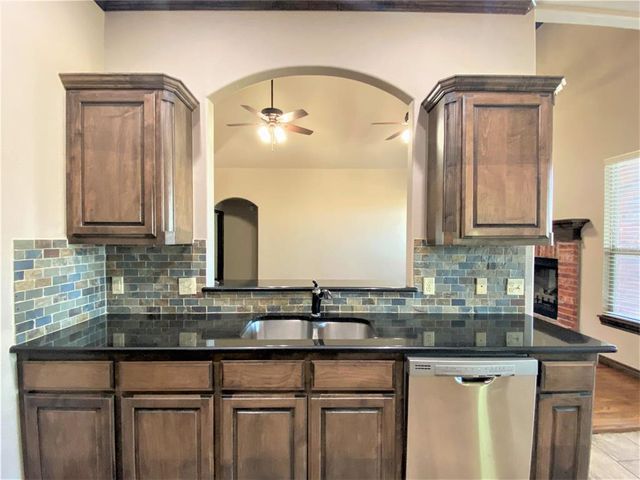 3205 NW 188th Terrace, Edmond, OK 73012