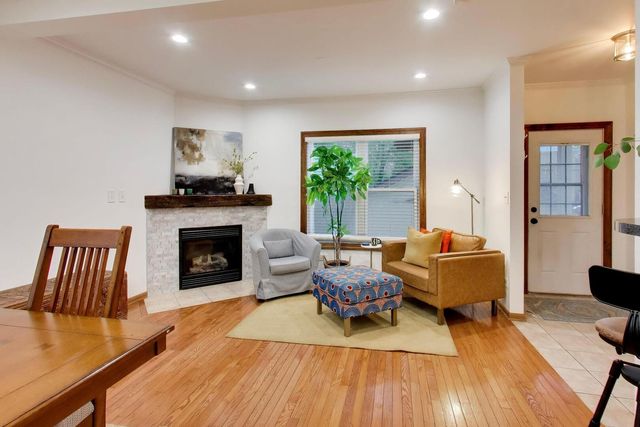 511 Lyman Avenue, Oak Park, IL 60304