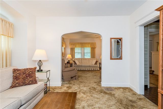 211 E Bruce Avenue, Dayton, OH 45405