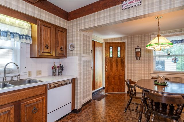 211 E Bruce Avenue, Dayton, OH 45405