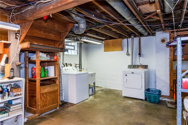 211 E Bruce Avenue, Dayton, OH 45405