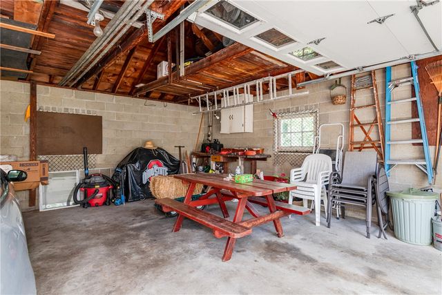 211 E Bruce Avenue, Dayton, OH 45405