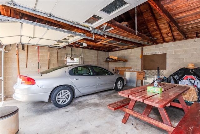 211 E Bruce Avenue, Dayton, OH 45405