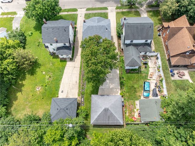 211 E Bruce Avenue, Dayton, OH 45405