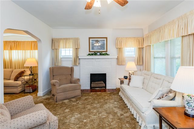 211 E Bruce Avenue, Dayton, OH 45405